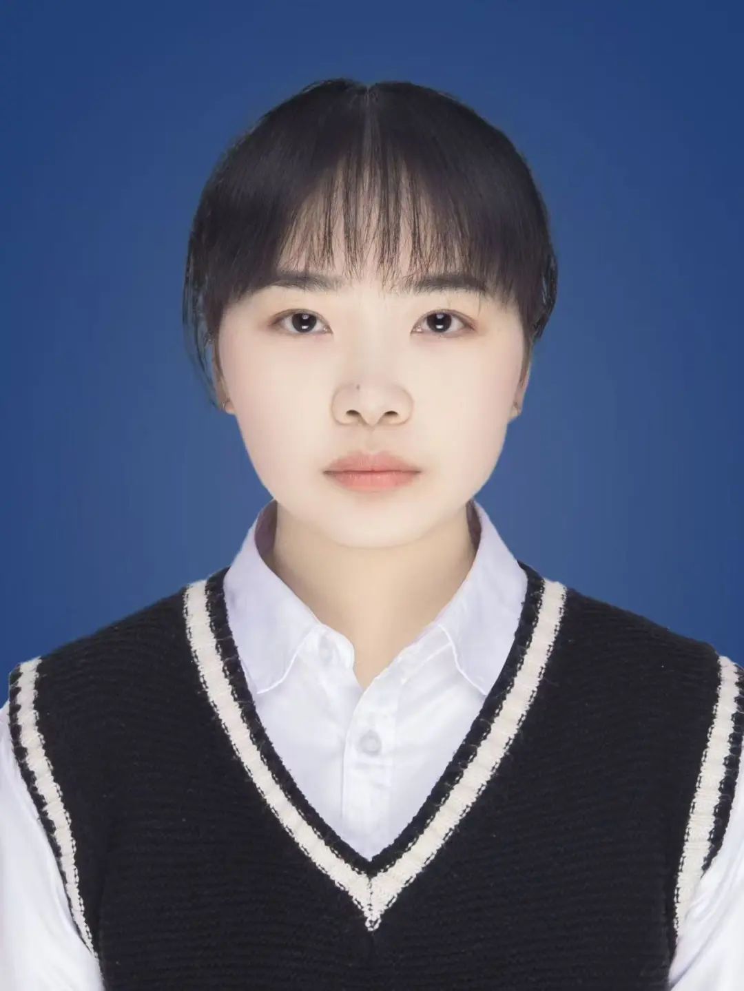胡怡苹.jpg